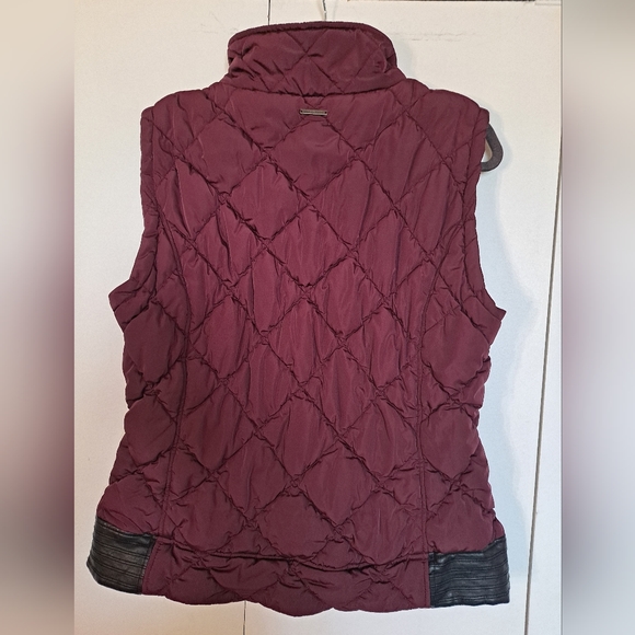 Andrew Marc Quilted Puffer Vest - Picture 5 of 6